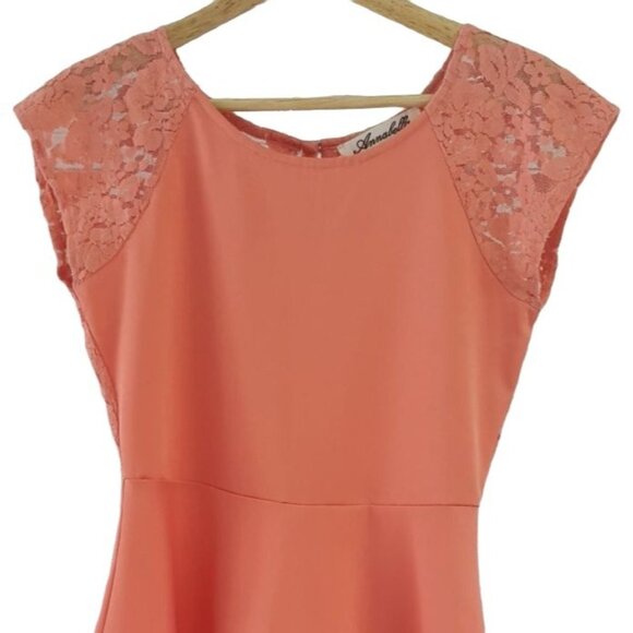 2/$15 Francesca's Annabella Top Orange Small Button Close Cap Sleeve Lace Peplum - Picture 3 of 6